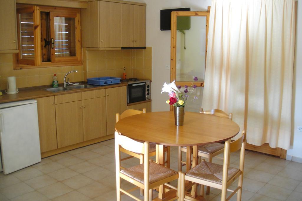 Navarone Apartament *